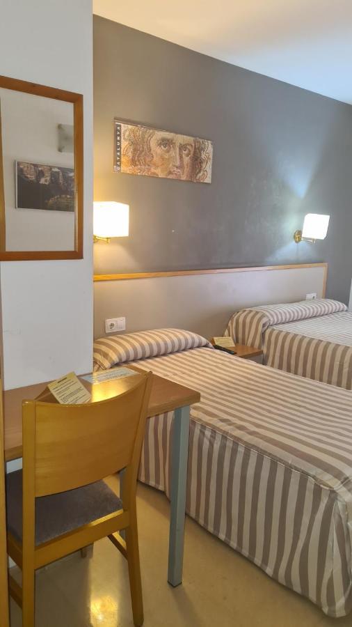 Hotel Cosmos Ταραγόνα Εξωτερικό φωτογραφία
