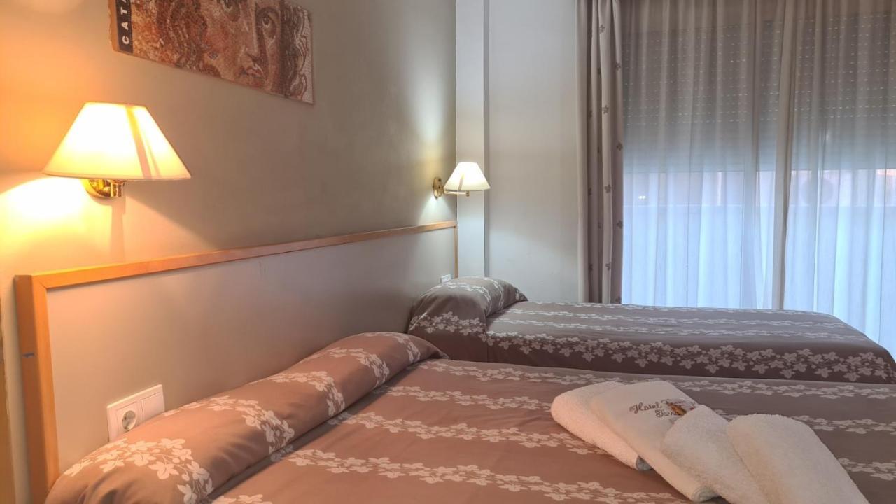 Hotel Cosmos Ταραγόνα Εξωτερικό φωτογραφία
