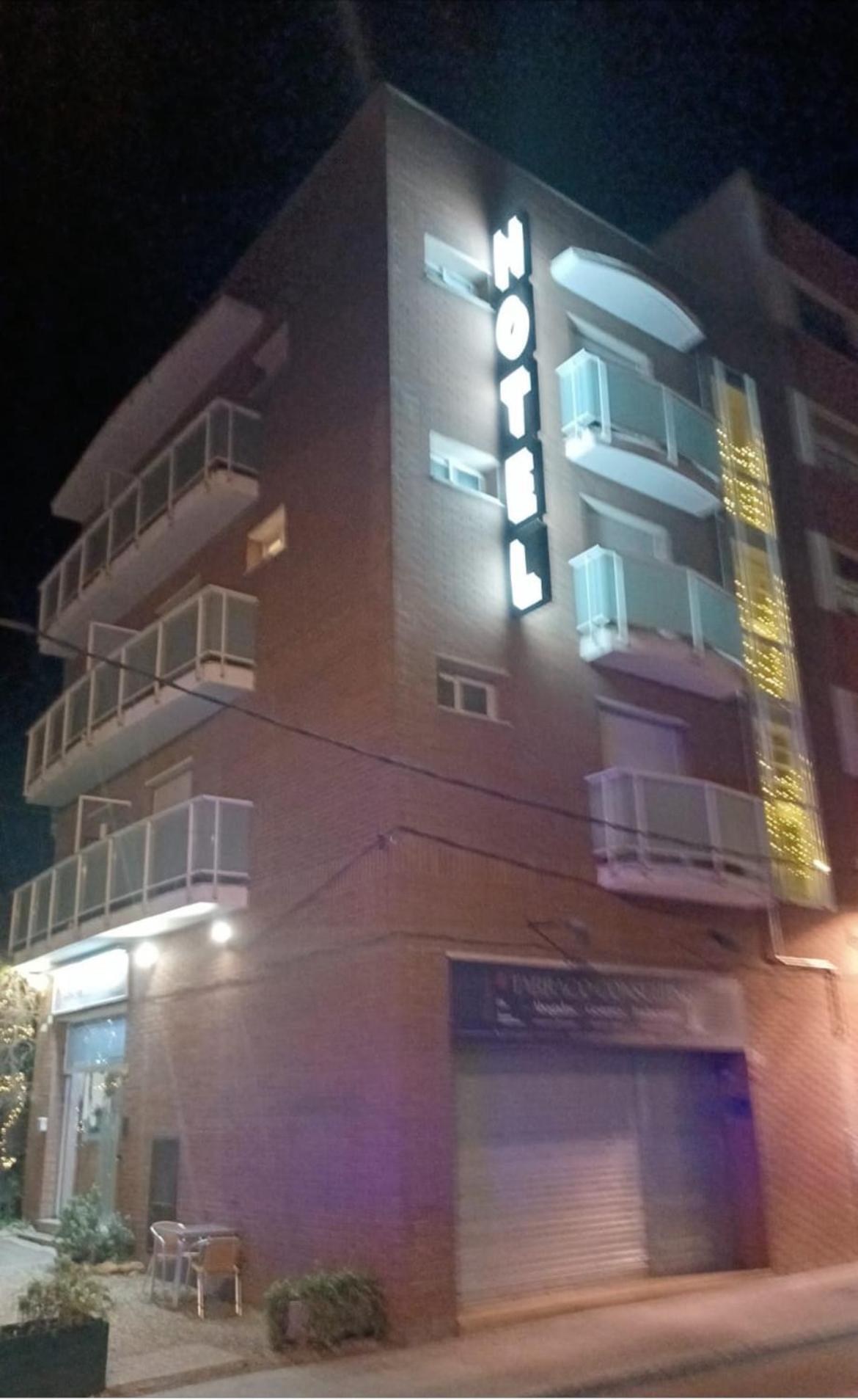 Hotel Cosmos Ταραγόνα Εξωτερικό φωτογραφία