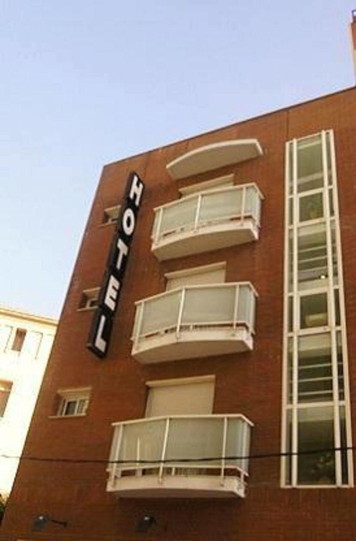 Hotel Cosmos Ταραγόνα Εξωτερικό φωτογραφία