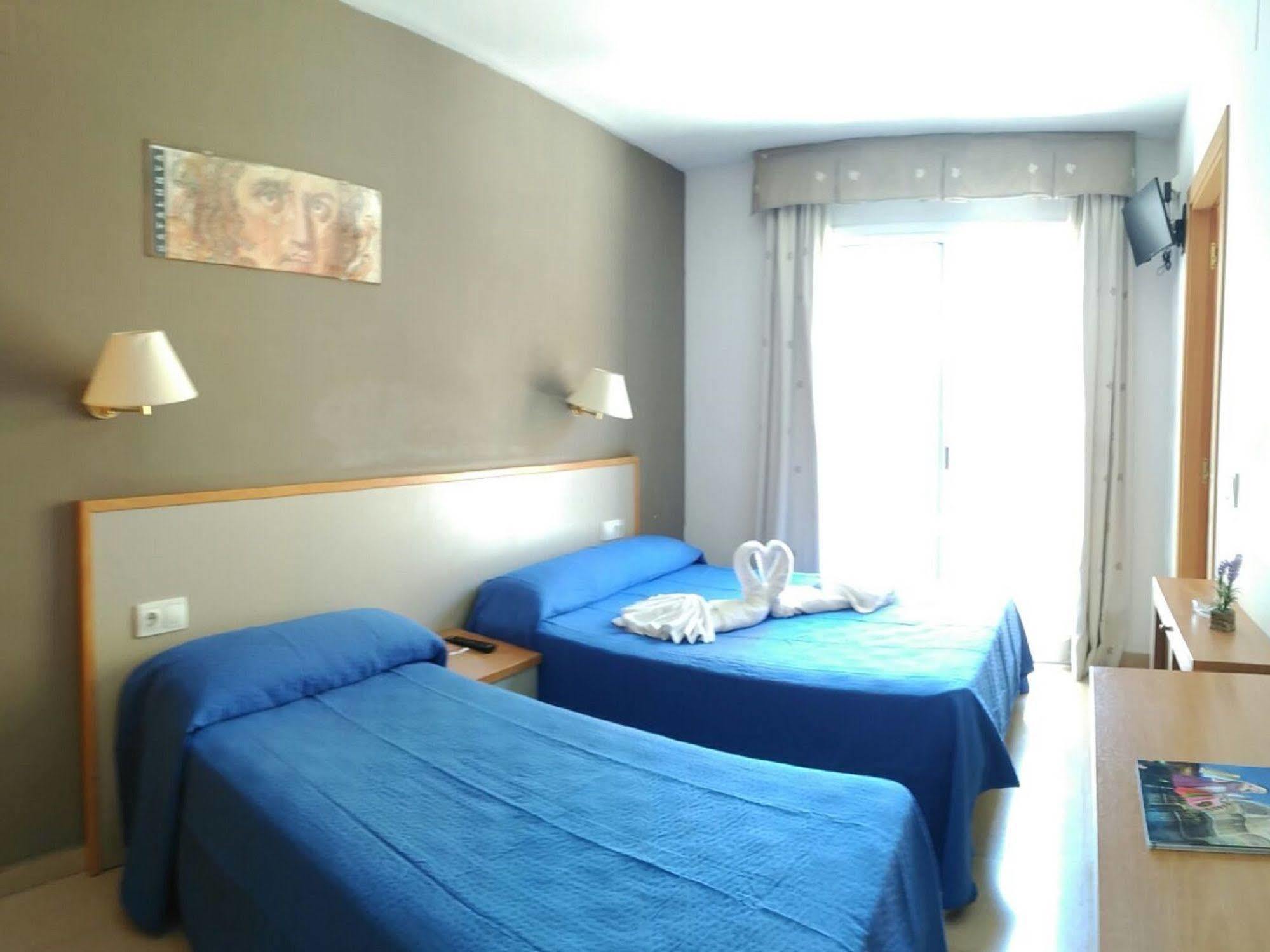 Hotel Cosmos Ταραγόνα Εξωτερικό φωτογραφία