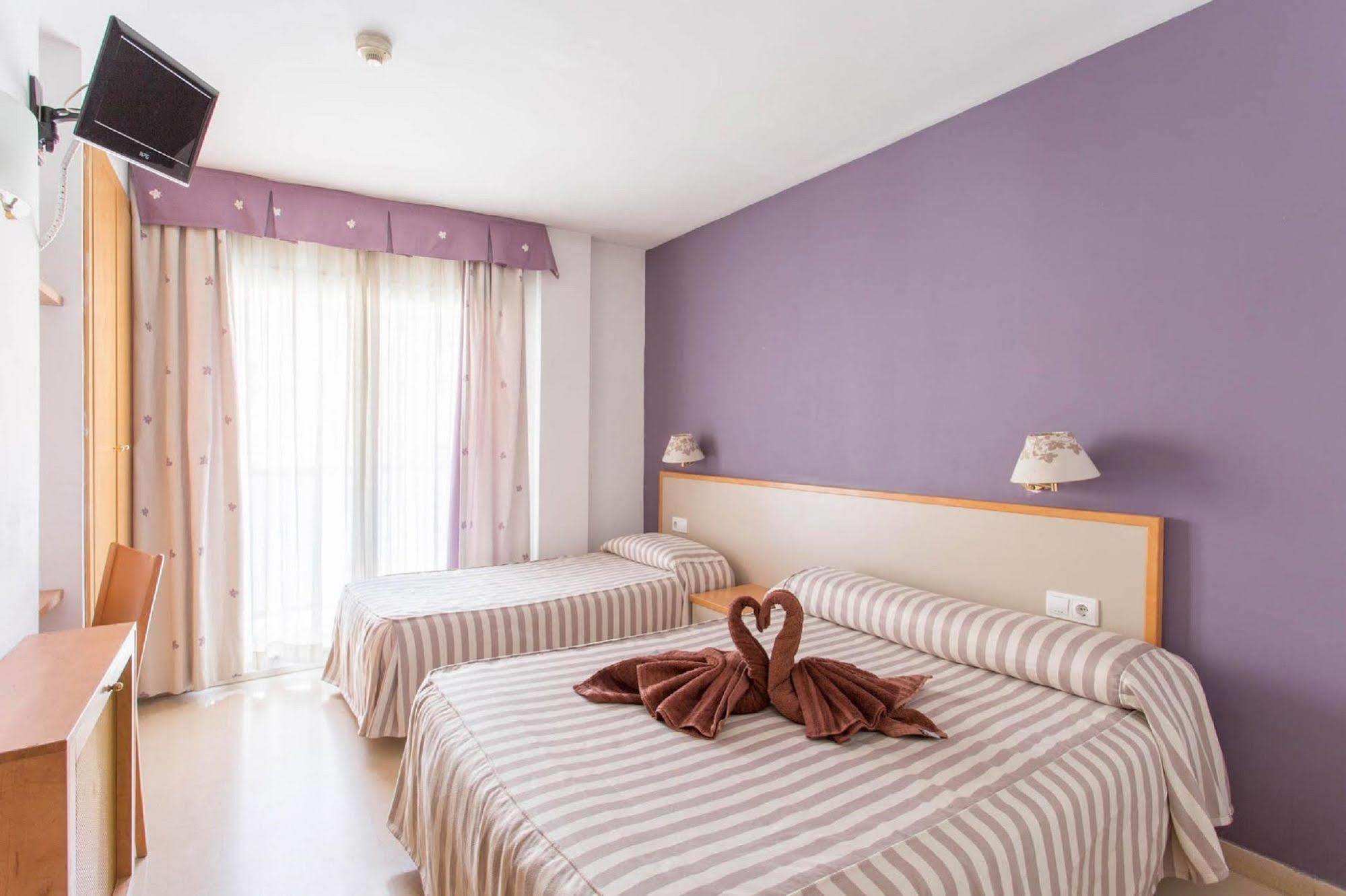 Hotel Cosmos Ταραγόνα Εξωτερικό φωτογραφία