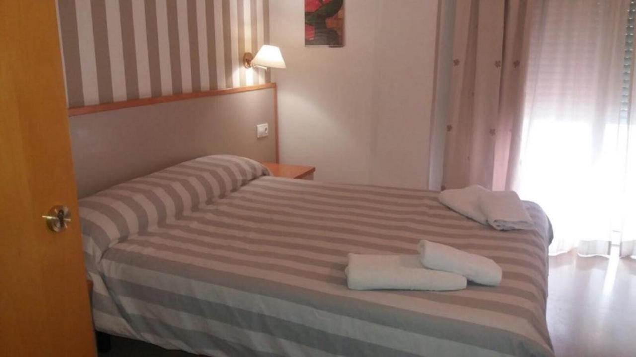 Hotel Cosmos Ταραγόνα Εξωτερικό φωτογραφία